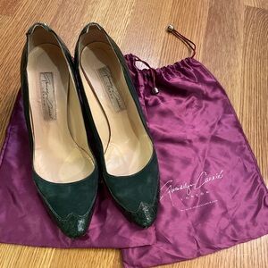 Gwendolyn Carrie Hunter Green Suede and Exoric Skin Pump, Size 41